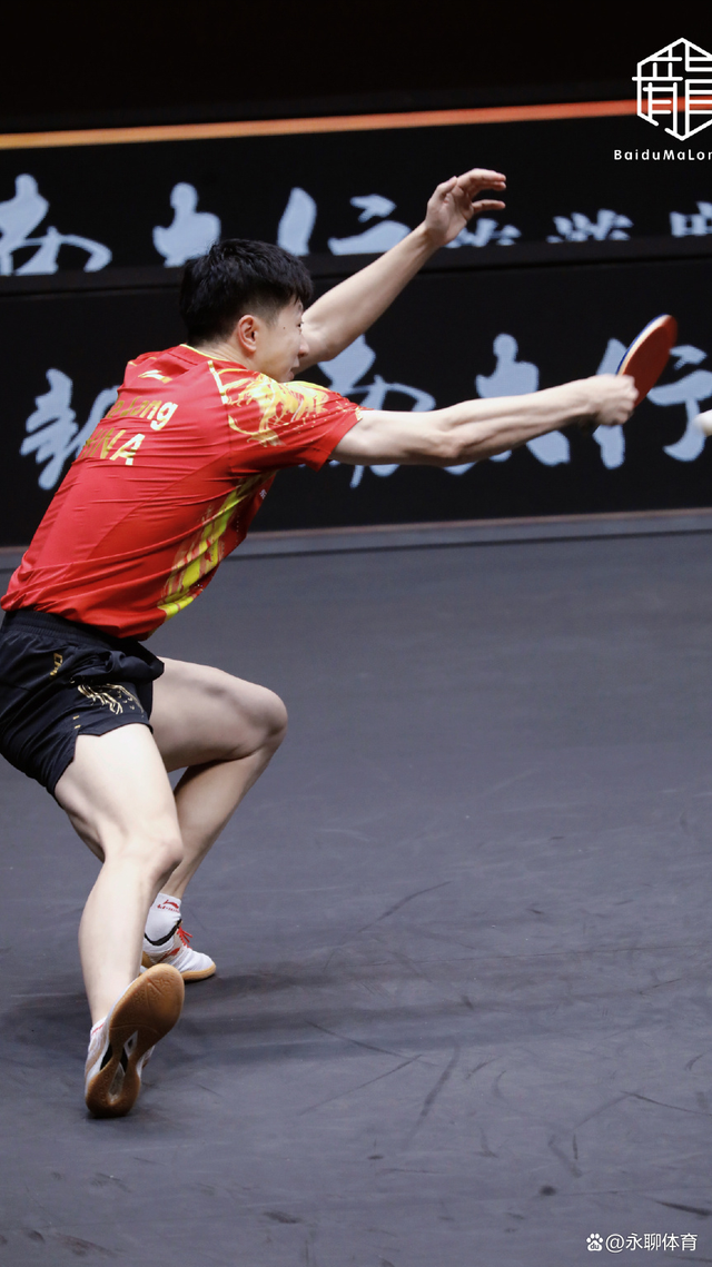 马龙状态火爆，夏季联赛八强战对阵达拉斯独行侠，上海海港力争零封(马龙超燃挺进八强)